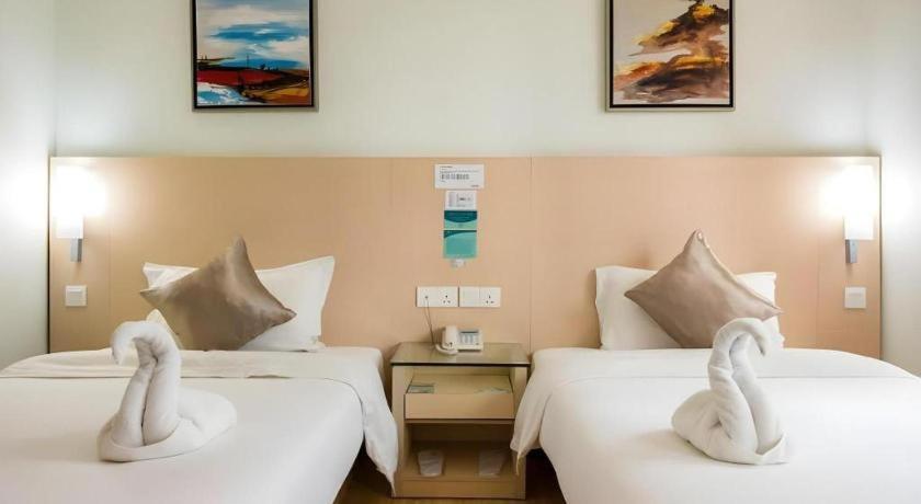 Hotel City Comfort Inn Puchong Exterior foto